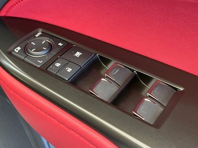 صورة مصغرة 31 لـ 2023 Lexus NX