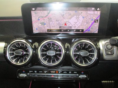 2023 Mercedes-BENZ GLB — миниатюра 23