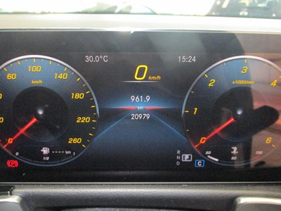 2023 Mercedes-BENZ GLB — миниатюра 22