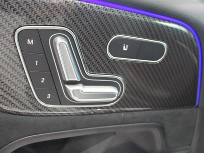 2023 Mercedes-BENZ GLB — миниатюра 32