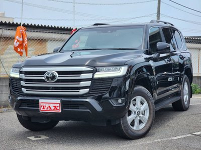 2023 Toyota LAND CRUISER 300 — фото 1