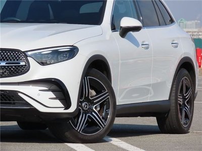 MERCEDES-BENZ GLC - 7