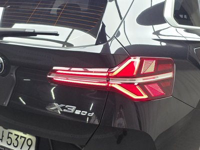 2025 BMW X3 photo 10
