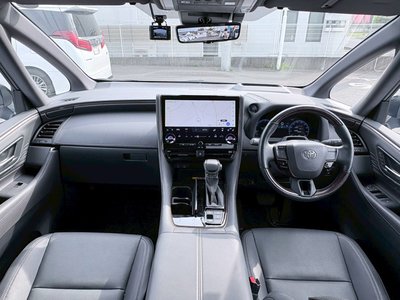 TOYOTA ALPHARD - 4