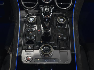 صورة مصغرة 25 لـ 2025 Bentley CONTINENTAL
