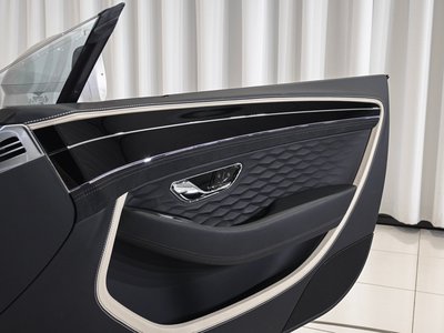 صورة مصغرة 11 لـ 2025 Bentley CONTINENTAL