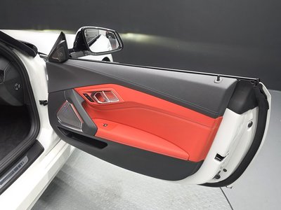 2023 BMW Z4 — миниатюра 15