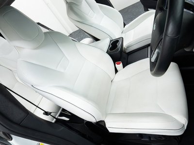 2017 Tesla MODEL X 缩略图 38