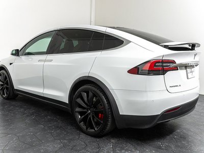 2017 Tesla MODEL X 缩略图 28
