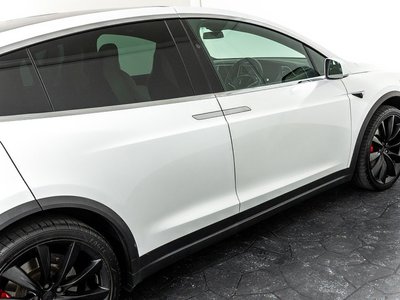 2017 Tesla MODEL X 缩略图 26