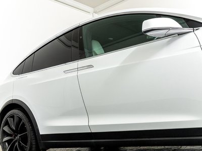 2017 Tesla MODEL X 缩略图 19