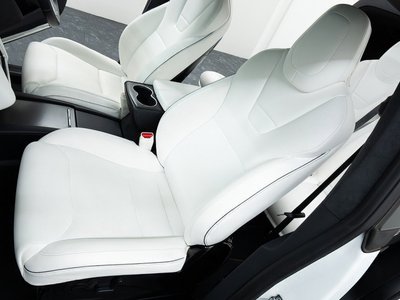 2017 Tesla MODEL X 缩略图 42