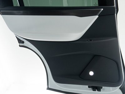 2017 Tesla MODEL X 缩略图 48