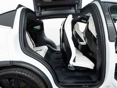 2017 Tesla MODEL X 缩略图 52