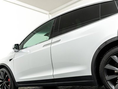 2017 Tesla MODEL X 缩略图 31