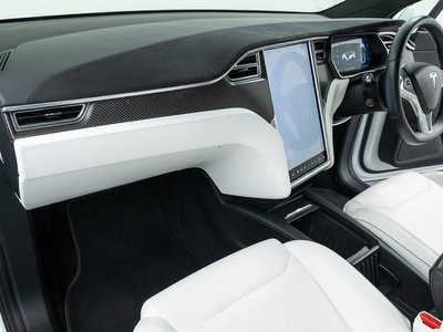 2017 Tesla MODEL X 缩略图 71
