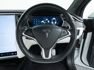 2017 Tesla MODEL X 缩略图 60
