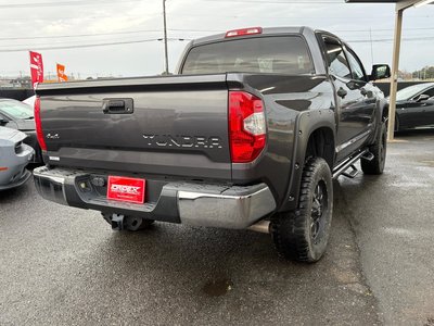 TOYOTA TUNDRA - 8