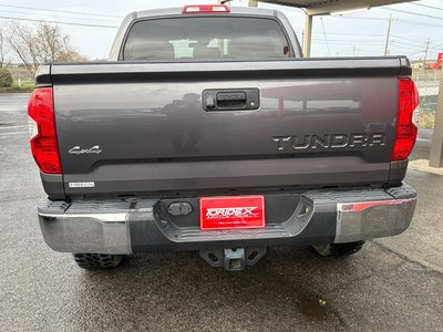 TOYOTA TUNDRA - 7