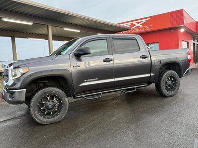 TOYOTA TUNDRA - 4
