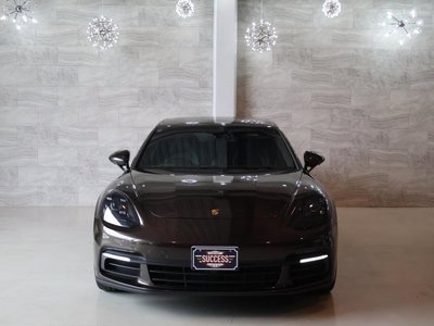 PORSCHE PANAMERA - 3