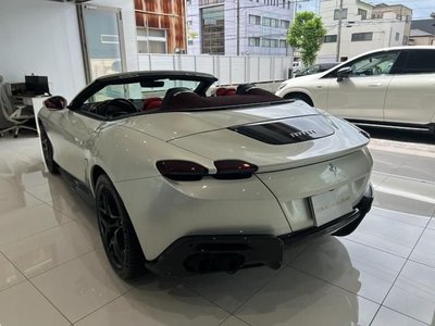 2025 Ferrari ROMA SPIDER 缩略图 19