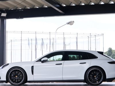 2020 Porsche PANAMERA 缩略图 24