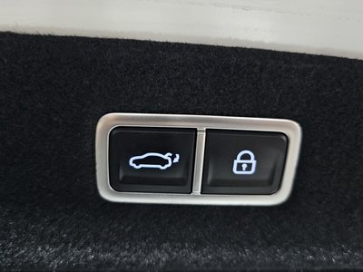 2022 Genesis G90 (RS4) — миниатюра 20