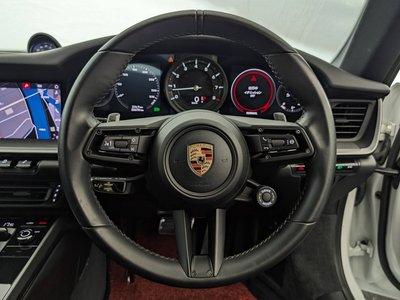 2020 Porsche 911 — миниатюра 15