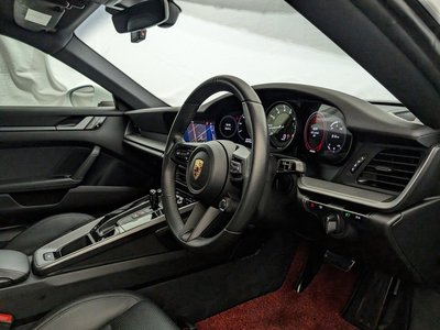 2020 Porsche 911 — миниатюра 14