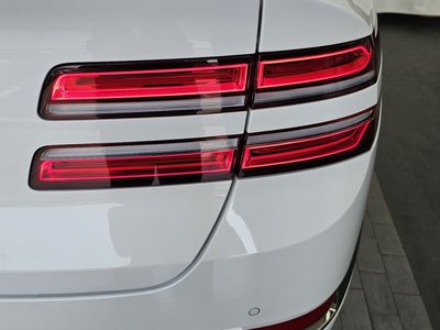 GENESIS GV80 - 10