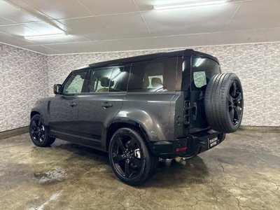 LAND ROVER DEFENDER - 5