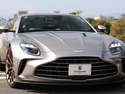 ASTON MARTIN VANTAGE