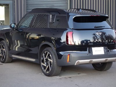 MINI MINI COUNTRYMAN - 9