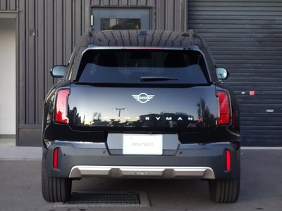 MINI MINI COUNTRYMAN - 8