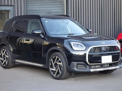 MINI MINI COUNTRYMAN - 3