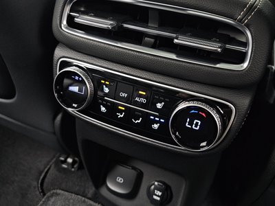 صورة مصغرة 25 لـ 2022 Genesis GV80