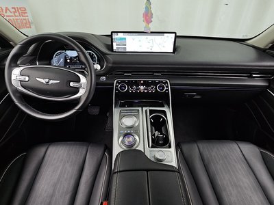 صورة 5 لـ 2022 Genesis GV80