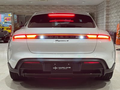 2023 Porsche TAYCAN 照片 13