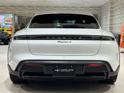 2023 Porsche TAYCAN 照片 11