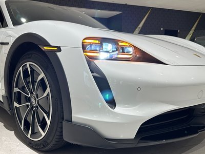 2023 Porsche TAYCAN 照片 9