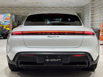 2023 Porsche TAYCAN 照片 12