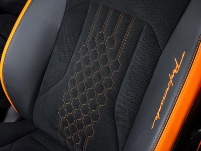 2025 Lamborghini URUS thumbnail 51