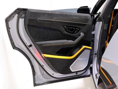2025 Lamborghini URUS thumbnail 45