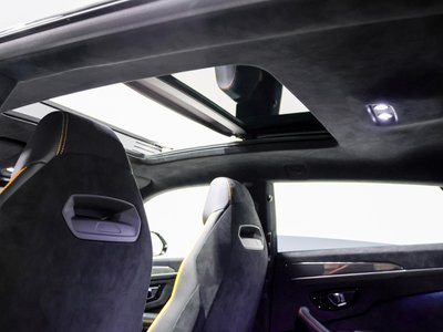 2025 Lamborghini URUS thumbnail 28