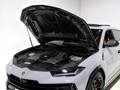 2025 Lamborghini URUS thumbnail 14