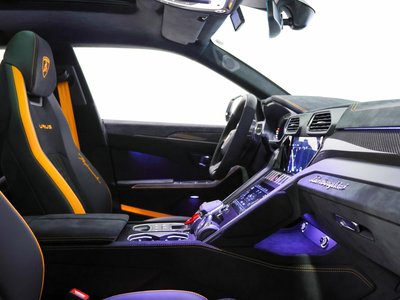 2025 Lamborghini URUS thumbnail 46