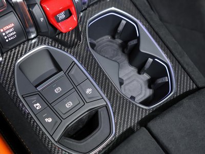 2025 Lamborghini URUS thumbnail 70