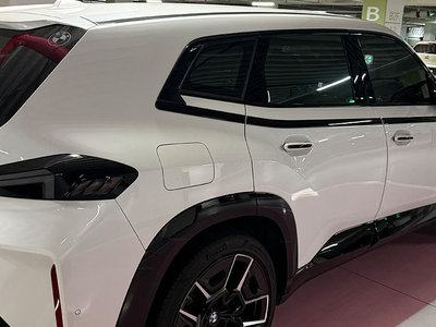 2025 BMW XM 照片 3