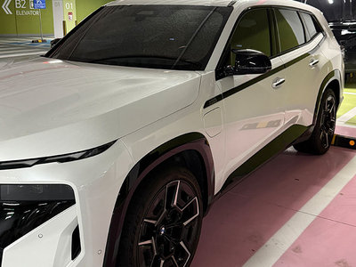 2025 BMW XM 照片 5